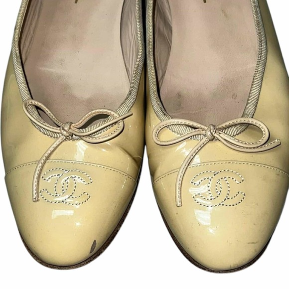 Chanel Patent Leather Bow CC Logo Ballet Ballerina Flats Slip On Shoes Size 42 - Picture 2 of 10